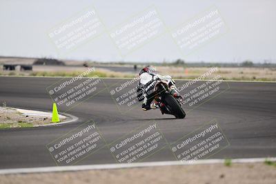 media/Apr-18-2025-TrackDaz (Fri) [[45f5874c44]]/C Group/Session 2 (Turn 10)/